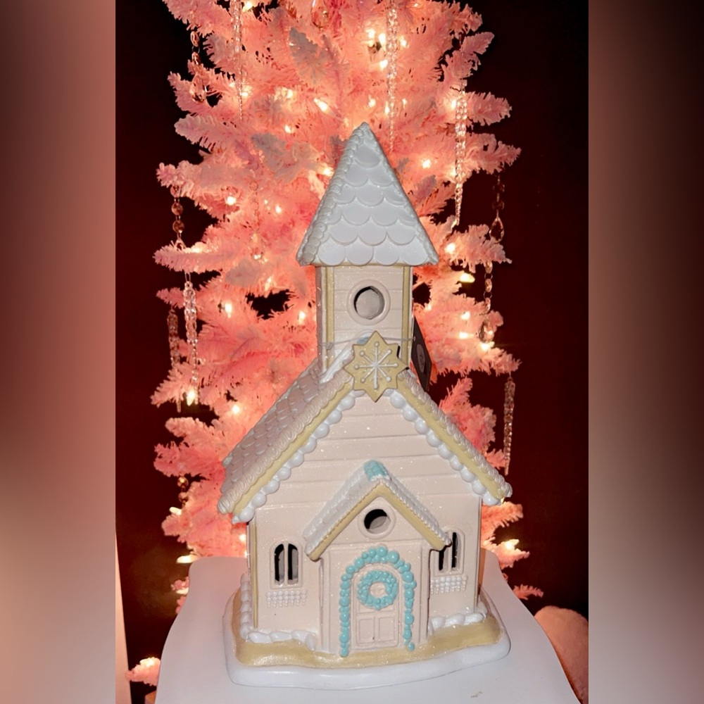 Raz Imports Pink pastel church Gingerbread sugar castle 15” lights up Victorian - Picture 2 of 10